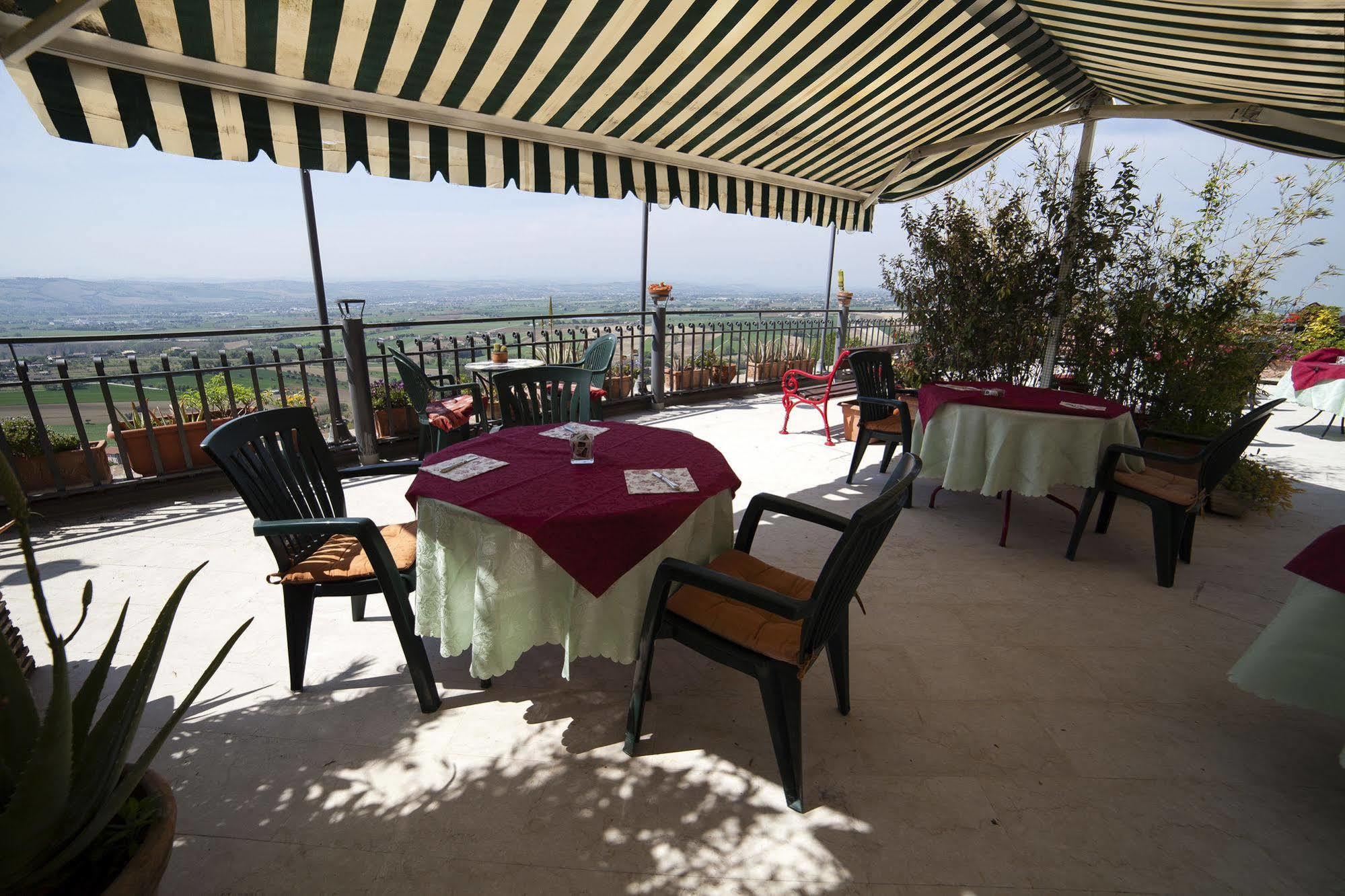 La Luma Hotel Montecosaro  Εξωτερικό φωτογραφία
